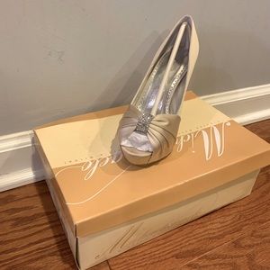 Champagne Bridal shoe